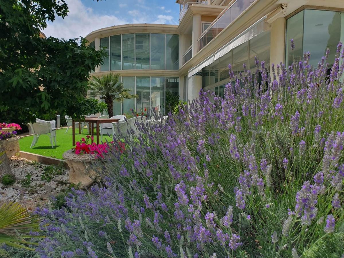 Hotel & Apartaments Thalassa Sport & Spa Rosas Exterior foto