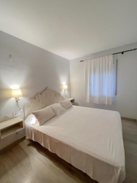 Hotel & Apartaments Thalassa Sport & Spa Rosas Exterior foto