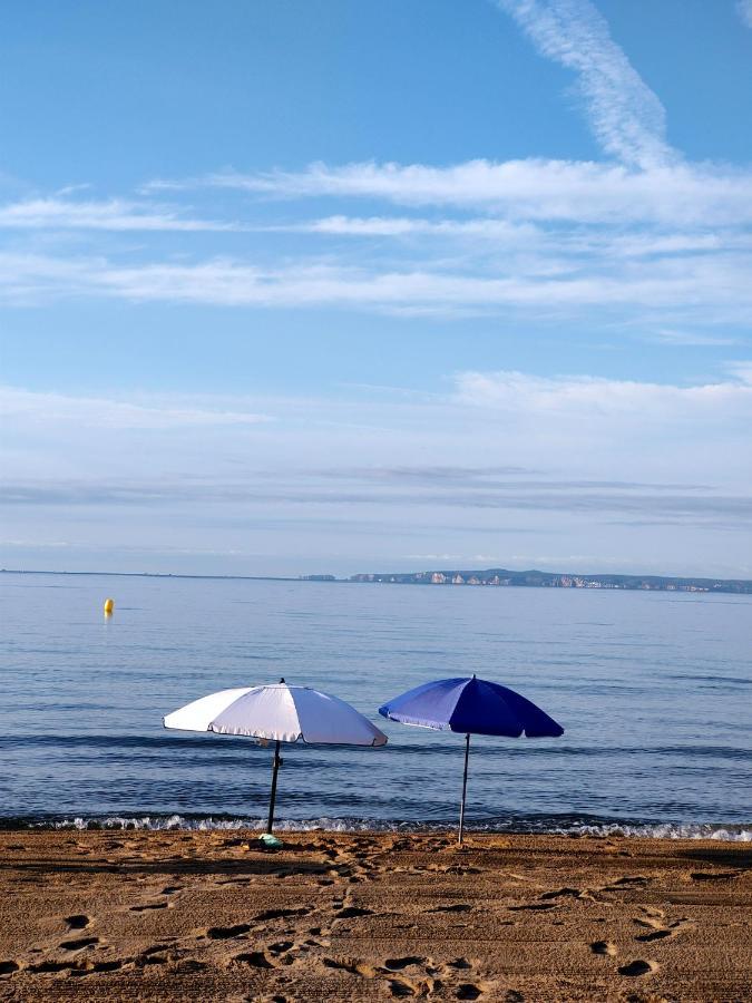 Hotel & Apartaments Thalassa Sport & Spa Rosas Exterior foto