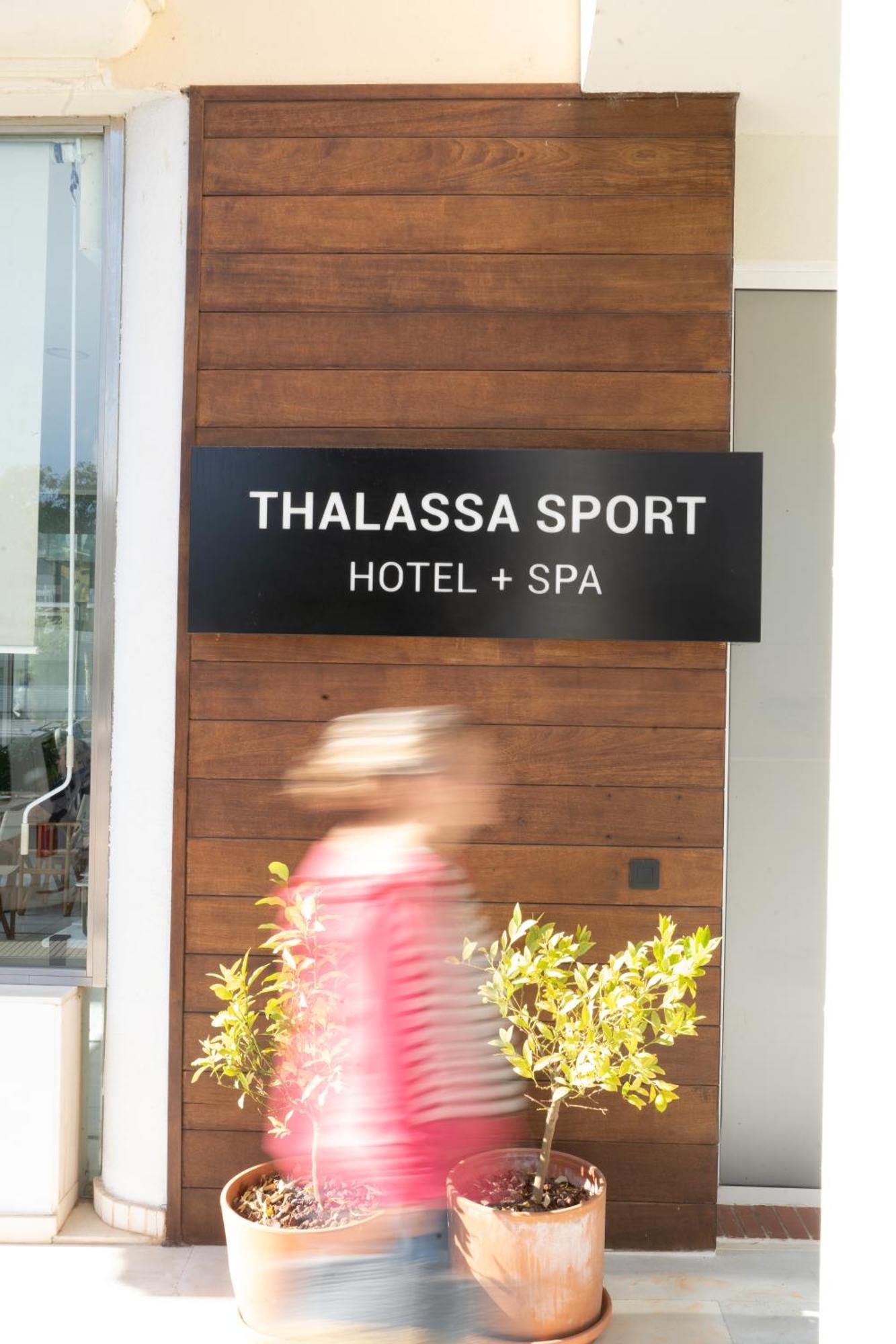Hotel & Apartaments Thalassa Sport & Spa Rosas Exterior foto