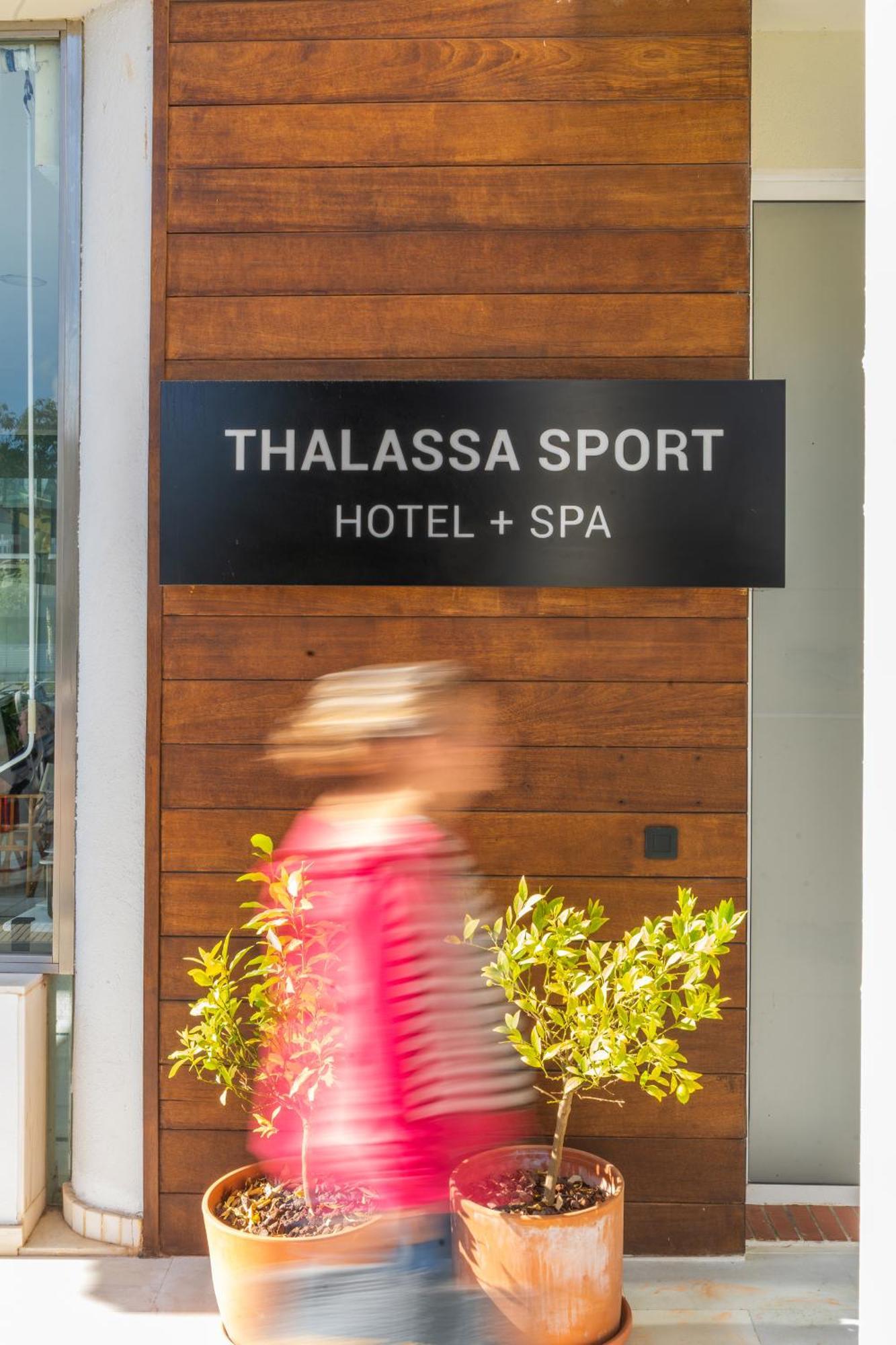 Hotel & Apartaments Thalassa Sport & Spa Rosas Exterior foto