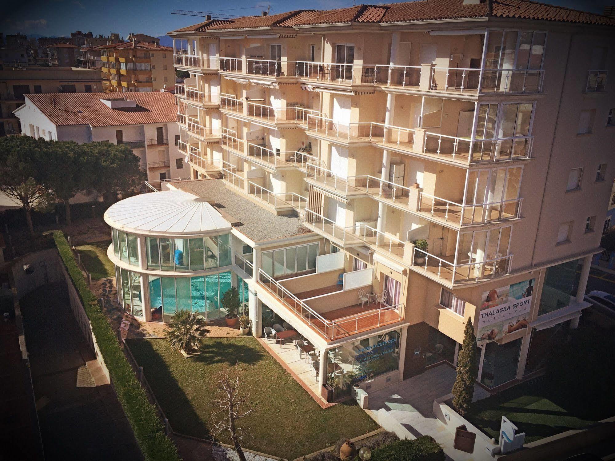 Hotel & Apartaments Thalassa Sport & Spa Rosas Exterior foto